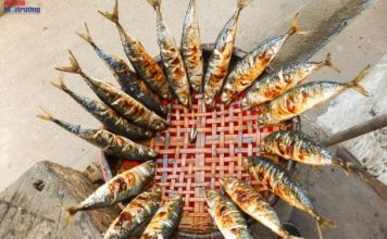 Đặc sản cá nướng Hộ Độ ‘hút’ khách đi đường