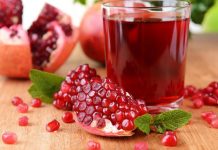 Khi ăn quả lựu nên nuốt hay bỏ hạt?