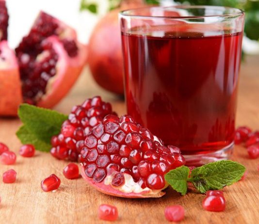 Khi ăn quả lựu nuốt hay bỏ hạt?