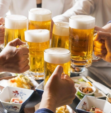 Nếu bạn uống 1 chai bia mỗi tối, điều gì sẽ xảy ra với cơ thể theo thời gian?