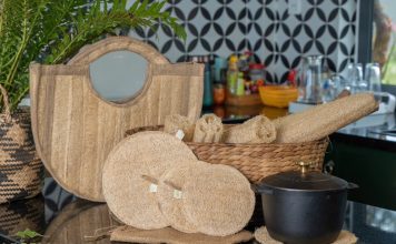 Biến thứ bỏ đi thành “siêu phẩm”, anh giám đốc trao cơ hội làm giàu cho nhiều nông dân