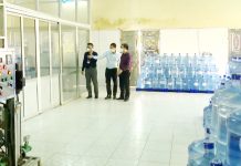 Ngăn ngừa nguy cơ ngộ độc từ nước đóng chai, đóng bình, đá viên không đảm bảo