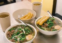 Thực hư tin đồn vừa ăn phở vừa uống trà đá gây ung thư?