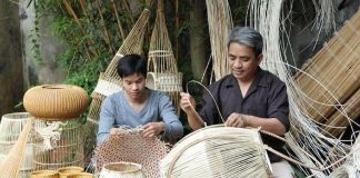 Làng nghề vào cuộc ‘bắt tay’ du lịch, nâng cao giá trị sản phẩm