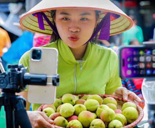 Nông sản địa phương bước vào chuỗi bán hàng số