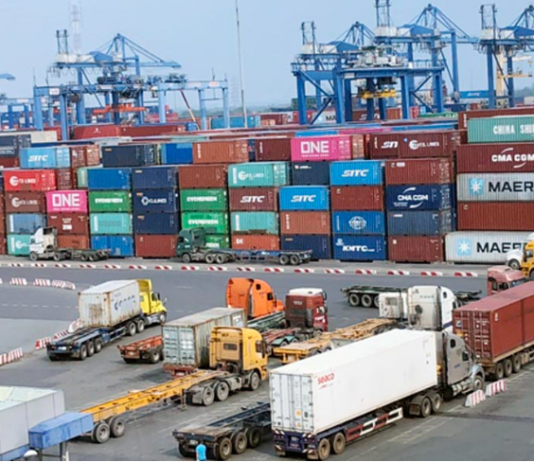 Xuất nhập khẩu nửa đầu tháng 6 vượt 51 tỷ USD