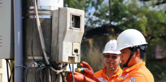 Bộ Công thương lo đủ điện, xăng dầu, theo dõi sát diễn biến xuất nhập khẩu