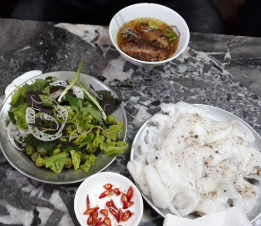 Bánh Cuốn chả Đinh Xuyên – Ẩm thực làng quê Việt